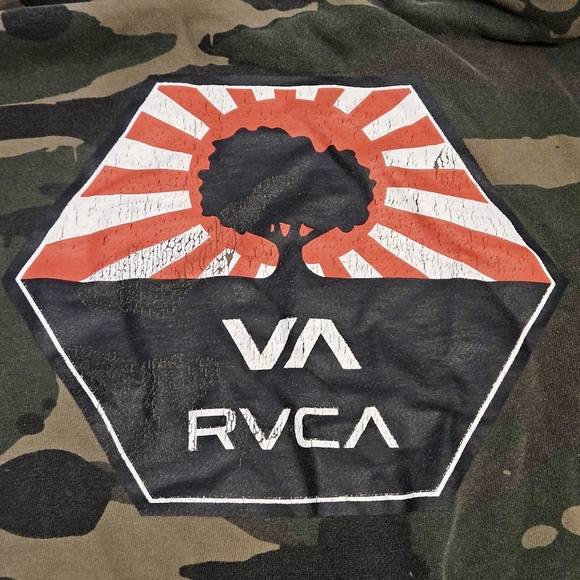 BOGO Free🦋 RVCA Camouflage Hoodie - Picture 14 of 15